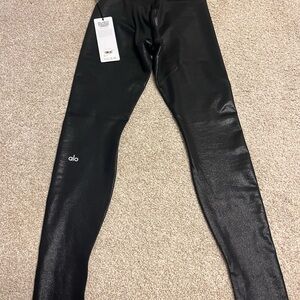 Alo Black Shiny Leggings
